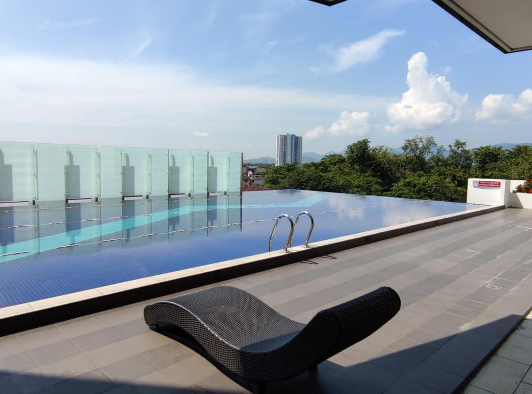 Mr Holiday - Majestic Ipoh Town Apartment Exterior photo